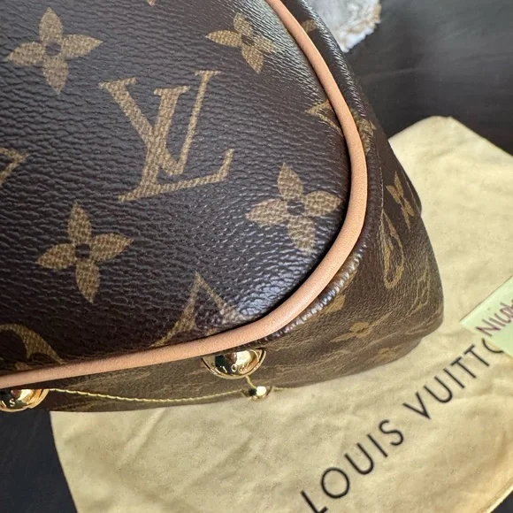 Louis Vuitton Tivoli PM - Picture 11 of 16